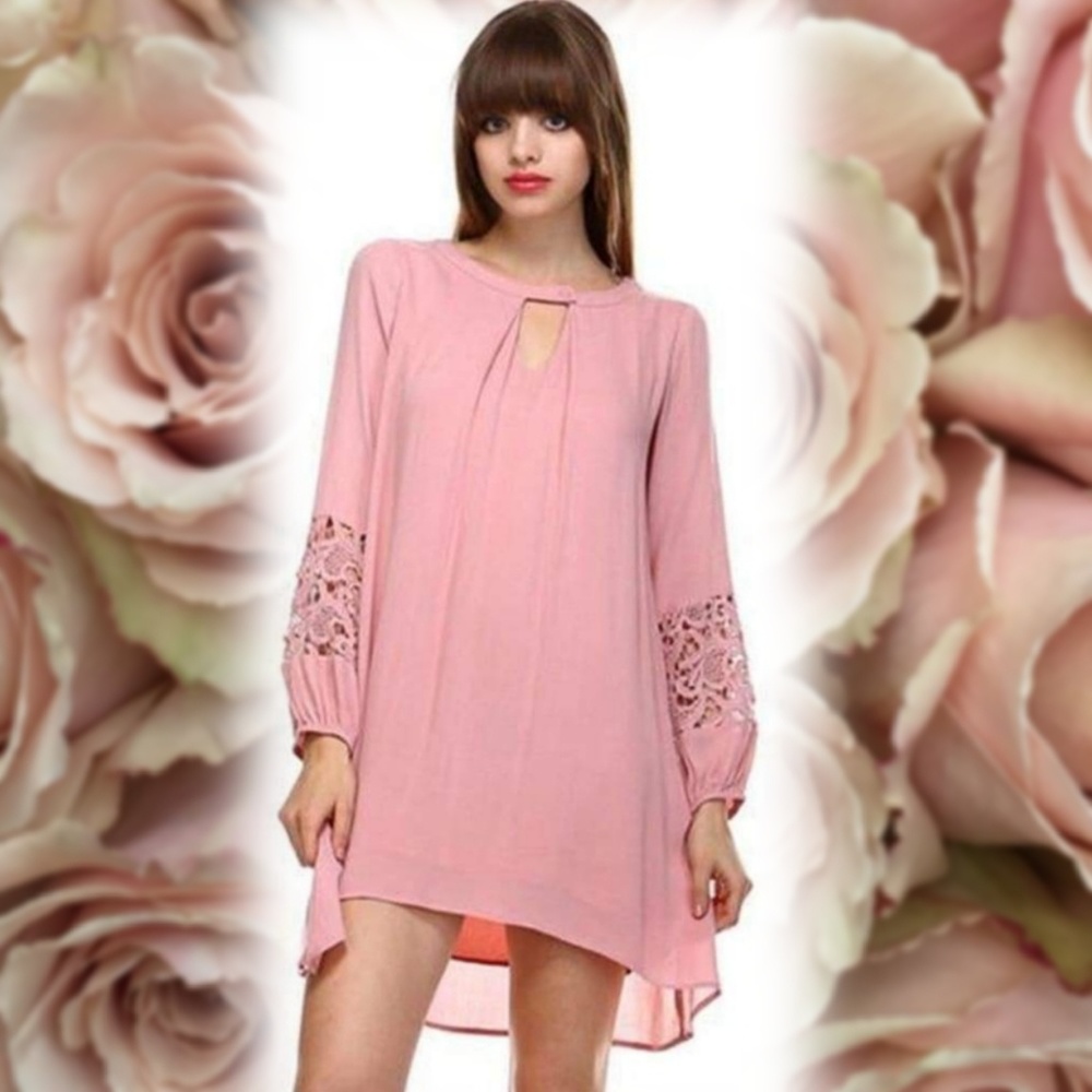 Keyhole Shift Dress Size Medium